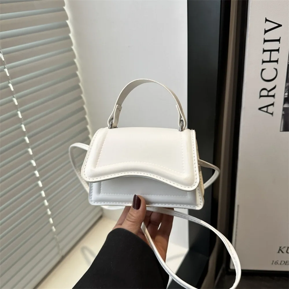 Trendy PU Leather Square Shoulder Bag Solid Color Lightweight Messenger Handbag Small Crossbody Bag Autumn Winter