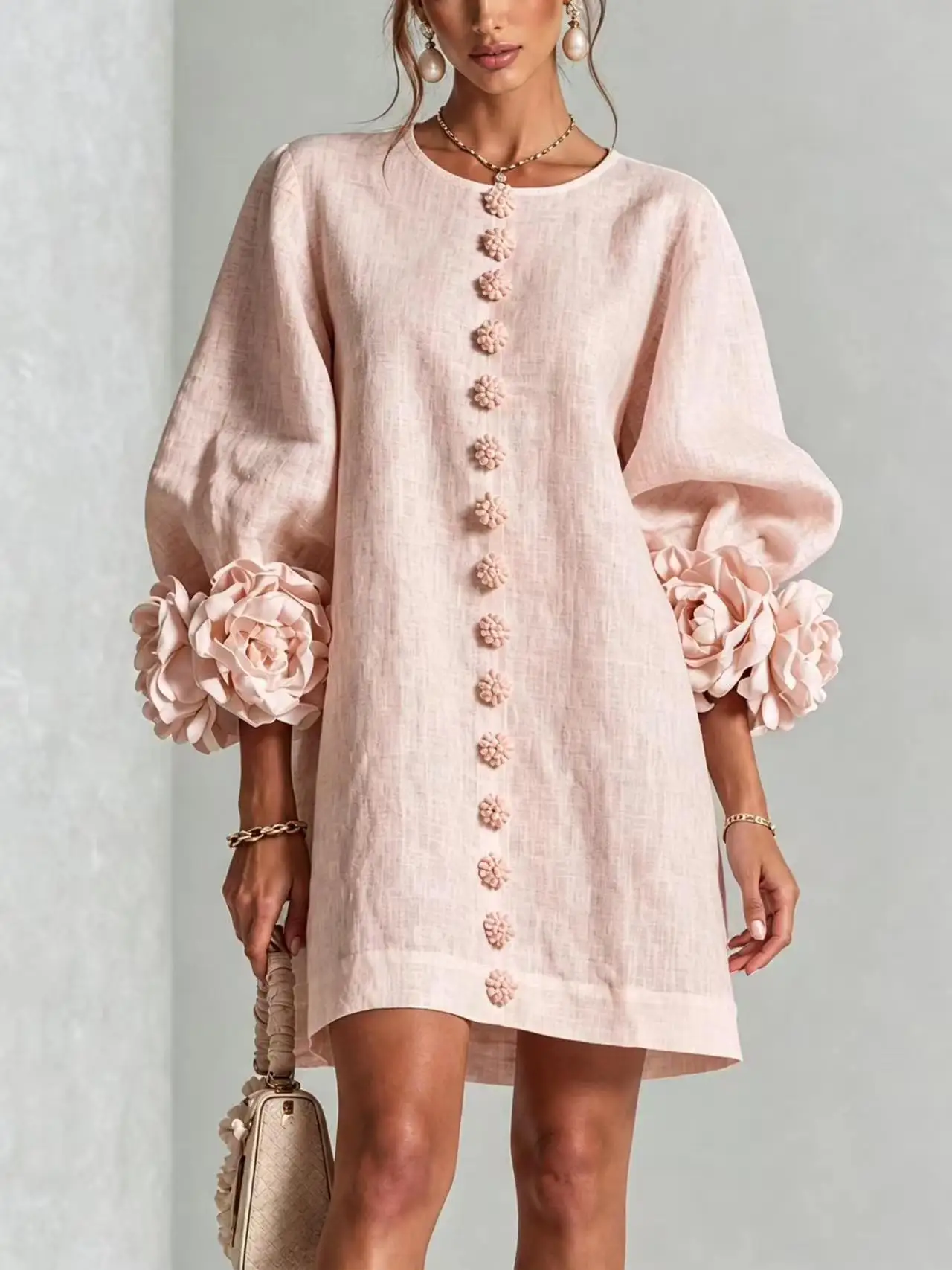 Damen Französisches 3D-Blumenkleid mit Laternenärmeln aus Baumwolle und Leinen, Rundhals, einreihig, locker geschnitten, kurzes Urlaubskleid für mollige Frauen – Detail 1