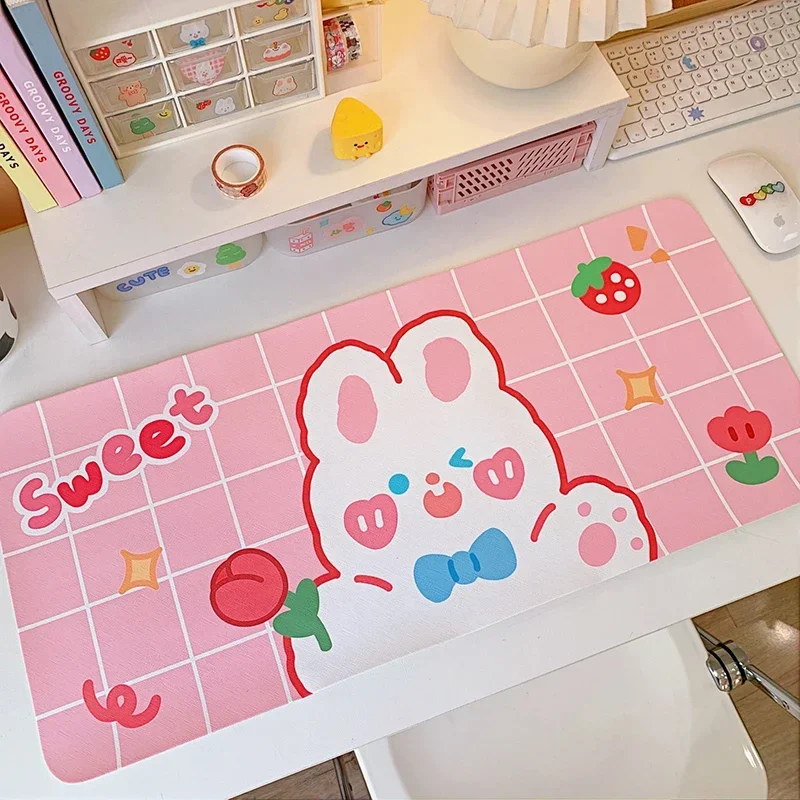 Imagem -03 - Grande Tapete de Rato Kawaii Antiderrapante Mesa de Trabalho Tapete de Mesa Estudante Bonito Urso Coelho Mouse Almofada Grande Jogo Esteira de Mesa Organizador