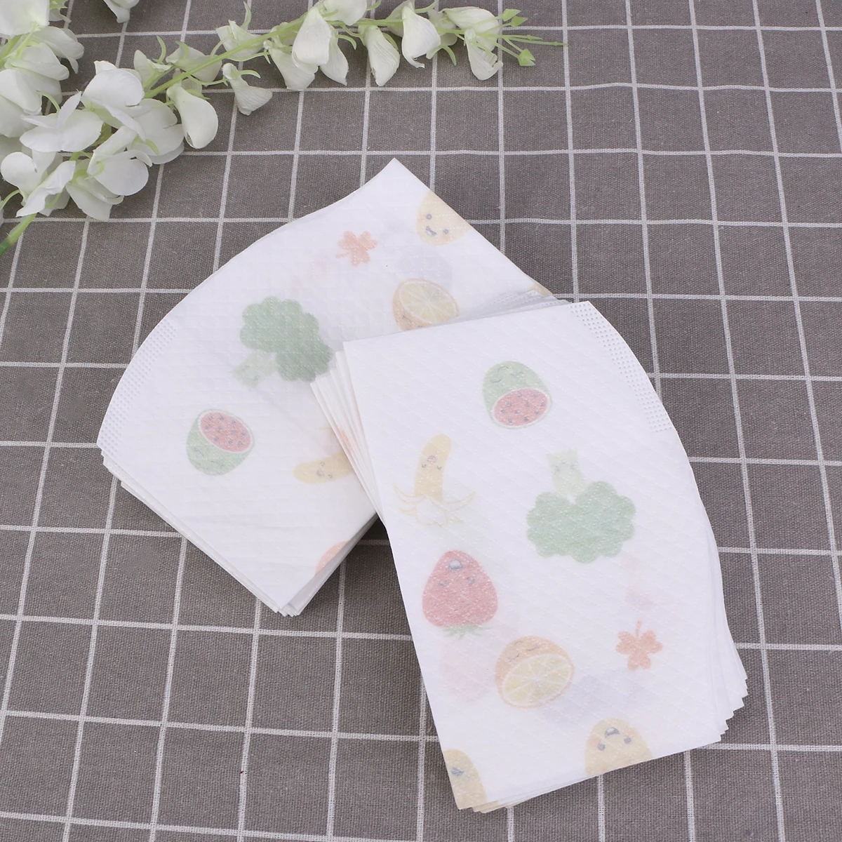 

20Pcs Disposable Baby Bibs Waterproof with Food Catcher Pocket for Boys and Girls Feeding Baby Bib Disposable Bib