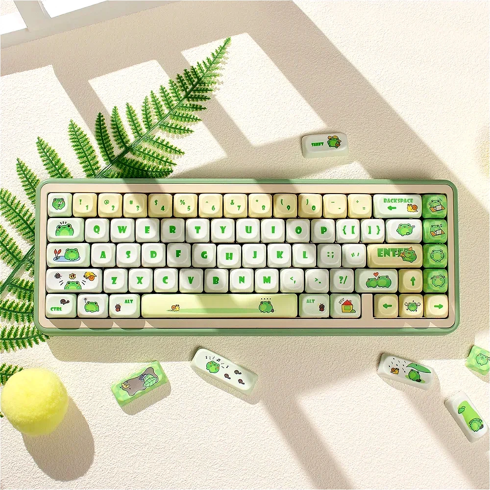 

MOA Little Frog Keycap Set PBT 140 Keys Cute Cartoon for MX Switch 60/84/90/104/108 Layout Mechanical Keyboards