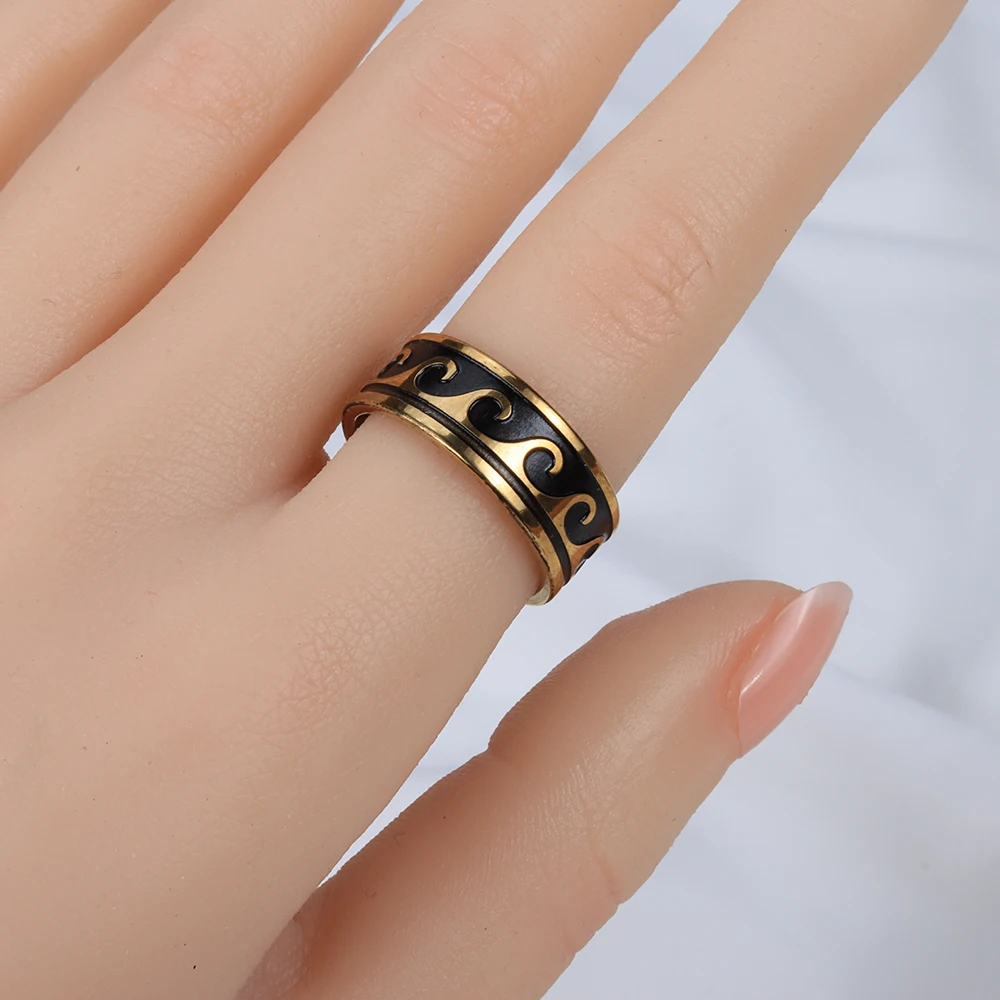 Wholesale 20 Pcs/Lot Golden Corrosion Carving Stainless Steel Rings For Men Women Mix Style New Vintage Jewelry