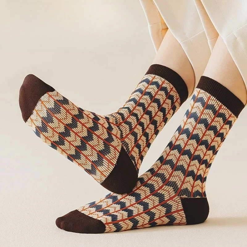 1/5 пар зимних ретро-модных новых повседневных удобных высоких носков из чистого хлопка, впитывающих пот и дышащих носков