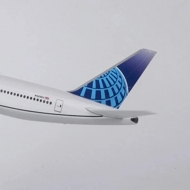 1:157 Scale 47CM United Airlines 777 B777 UNITED Airlines Model Metal Resin Plane  For Gift And Collection