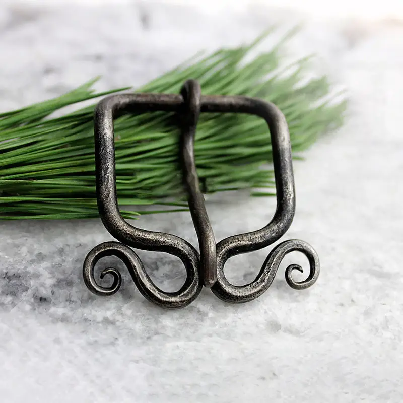 Hand-forged iron waist buckle, personalized forged retro belt buckle adjustment buckle elastic buckle