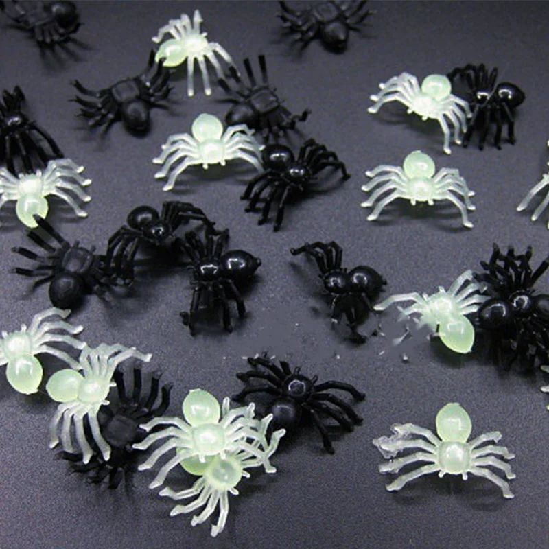 200 simulated little spiders Halloween black luminescent plastic mini spider decorative toys holiday atmosphere helper