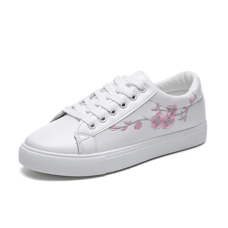 Little White Shoes Women 2024 New Embroidered Flowers Casual Single Shoes Fashion Student Low Top Women\'s Shoes Zapatos De Mujer