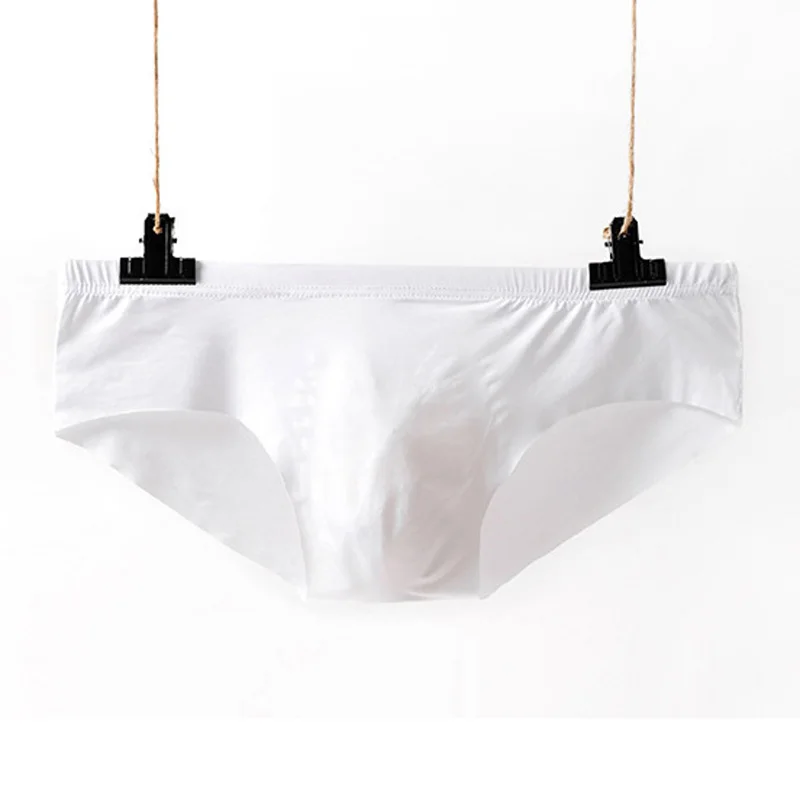 Undepants Stylish and Breathable Ice Silk Translucent Briefs for Men with Quick drying and Seamless Construction