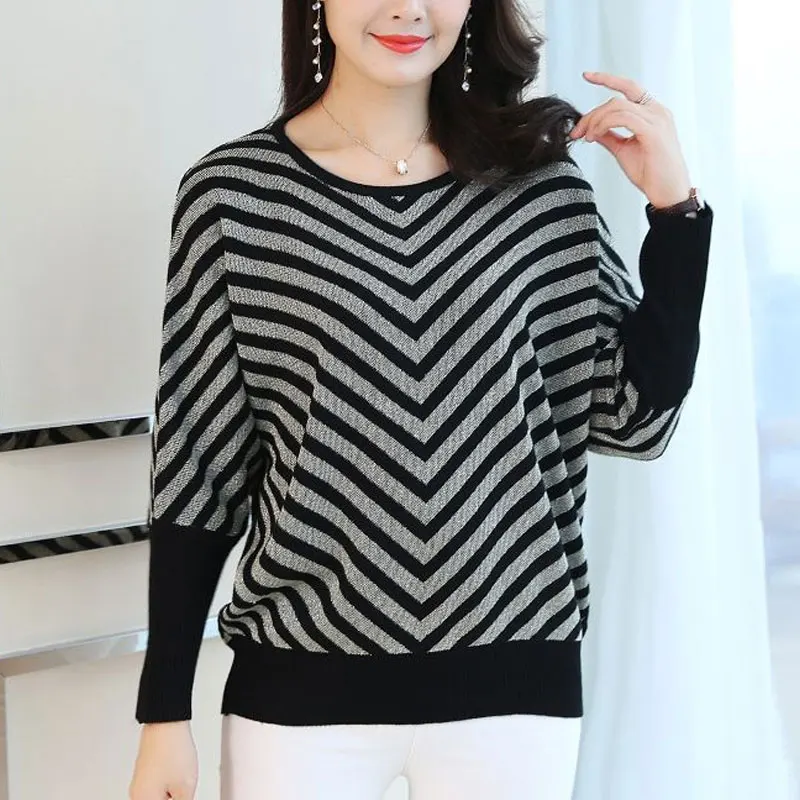 Spring Autumn Vintage Striped Wave Cut Spliced Knitted Sweaters Female Loose Batwing Sleeve Stylish Bright Silk O-Neck Jumpers