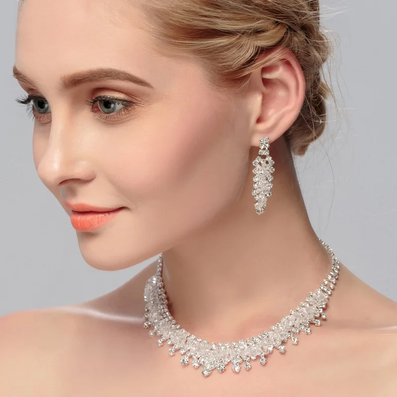 

Newlywed necklace and earrings set, fashionable crystal collar chain, women's banquet dress accessories