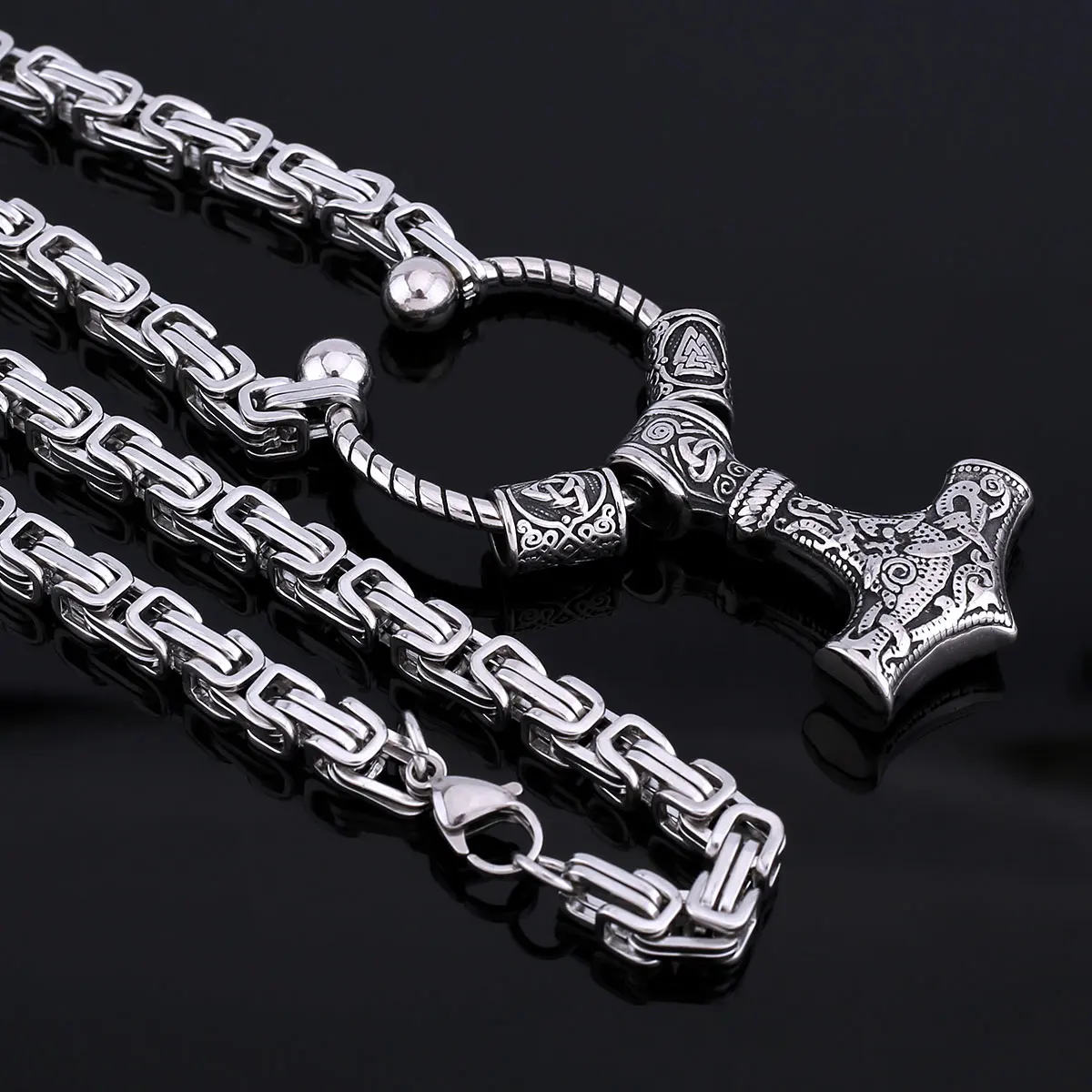 

Never Fade Retro Viking Thor's Hammer Necklace Nordic Men's Fashion Amulet Scandinavian Jewelry Party Ornament Accessories