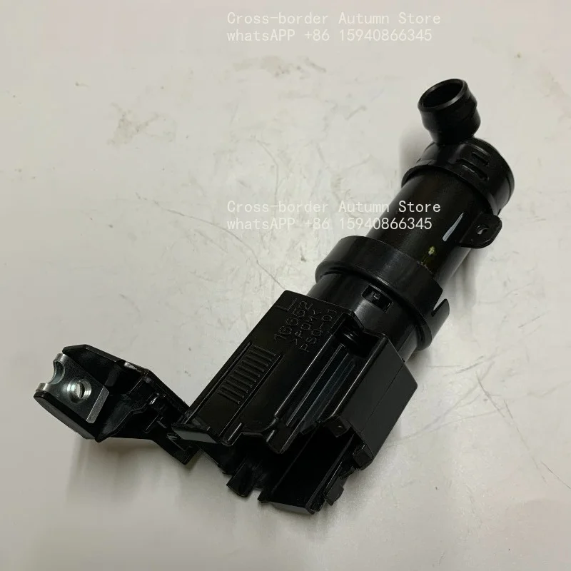 Sprinkler assembly, suitable for Toyota 06-14 Ruizhi Sport headlight cleaning spray cover Order remarks left and right