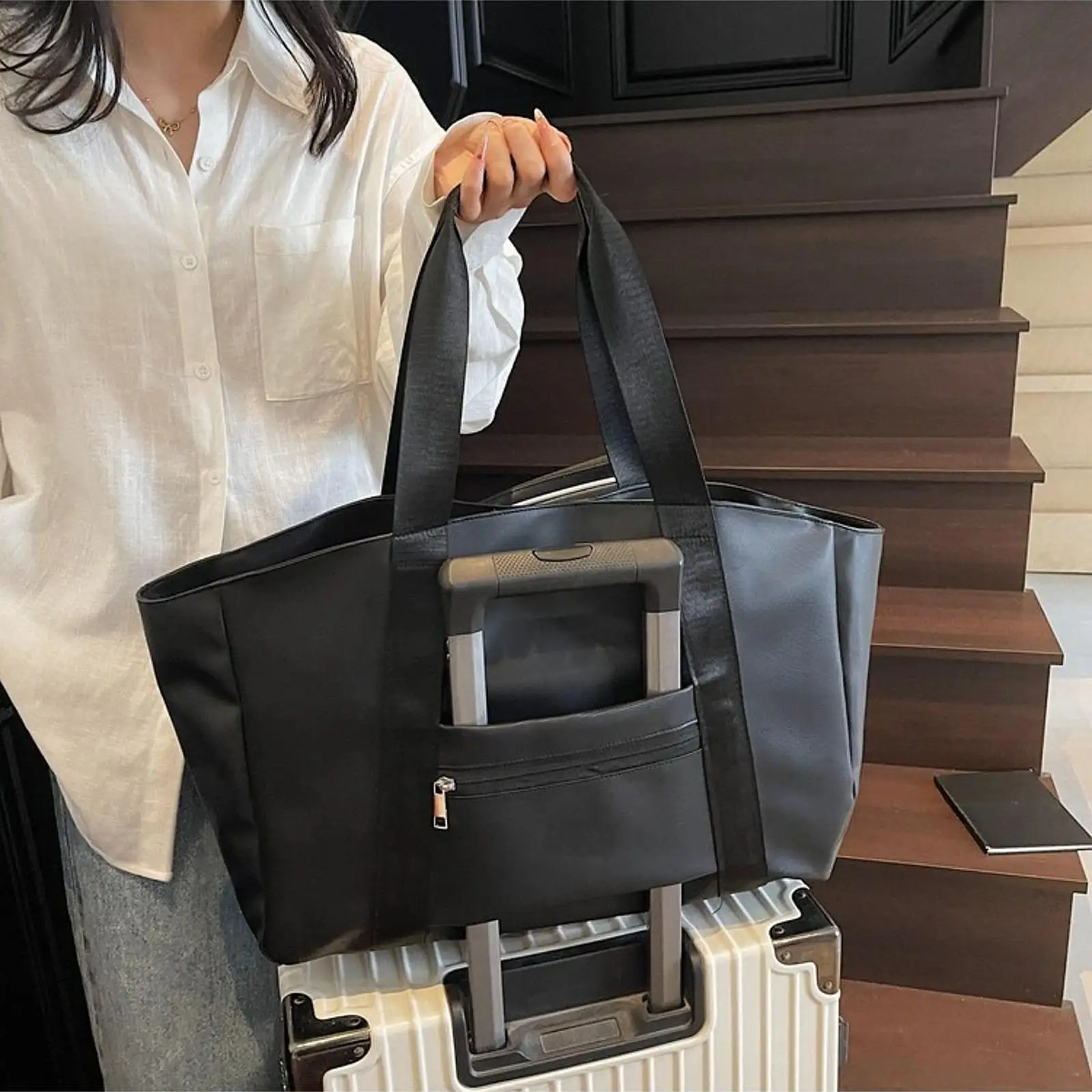 

Сумка для теннисного снаряжения для мужчин и женщин, многофункциональная, легко чистится, легкая, износостойкая.