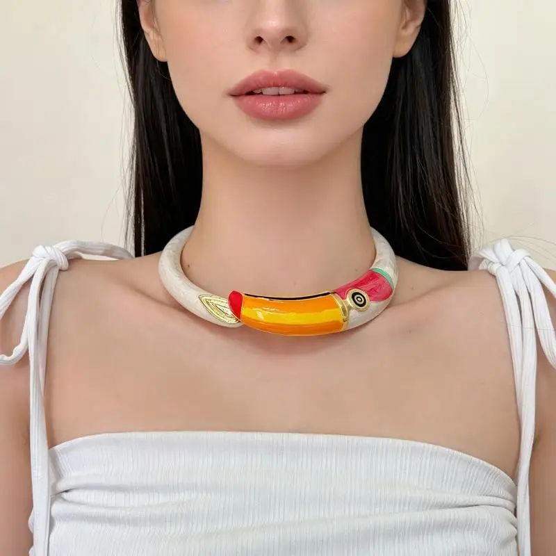 Toucan Design Chunky Choker Necklace With Vibrant Enamel Gold Accents Jewelry For Women For Vacation Party Daily Wear
