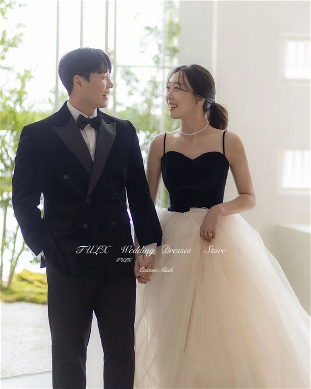 TULX Abito da sera senza maniche con scollo a cuore Corea Servizio fotografico di matrimonio Tulle Lunghezza pavimento Puffy Corsetto da cerimonia formale da sposa personalizzato