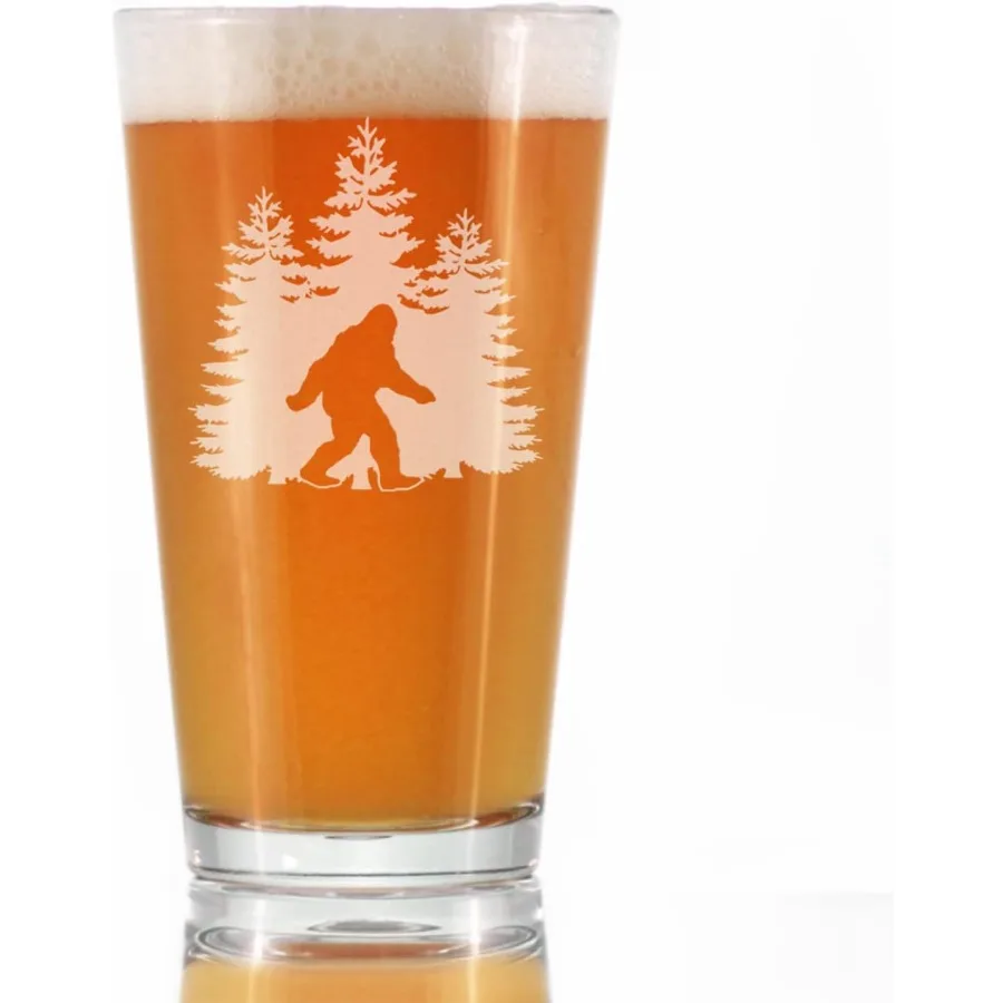 

Bigfoot Pint Glass Забавные подарки Bigfoot для любителей Sasquatch 16-узовые очки Pint, идеально подходящие для походов на природу, семейные Ga