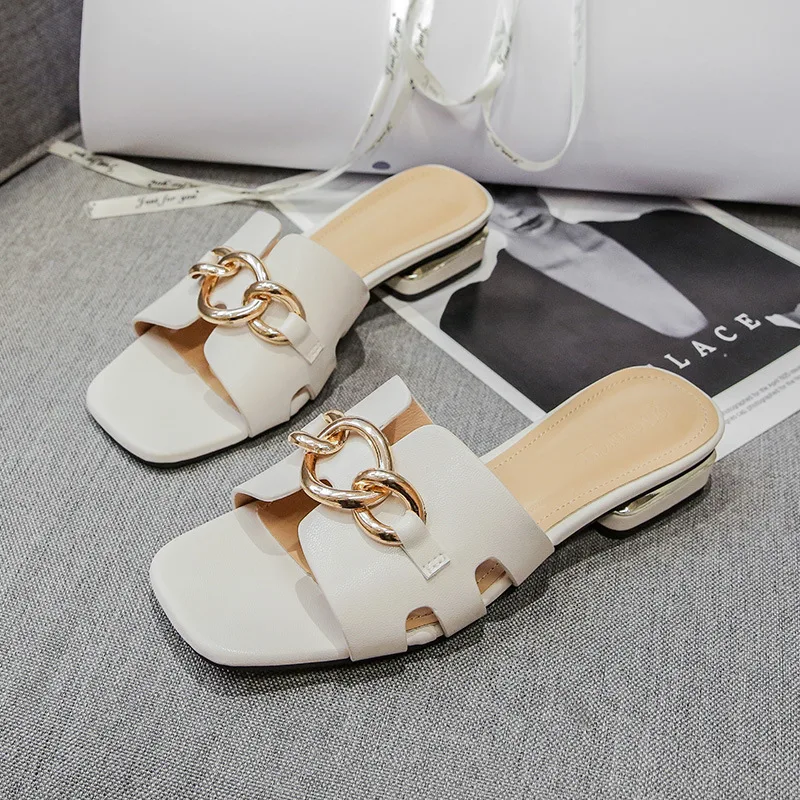 New Summer Shoes for Women Leather Slipper Girl Fashion Metal Rings Designer Sandals Outdoor Low Heels Pumps