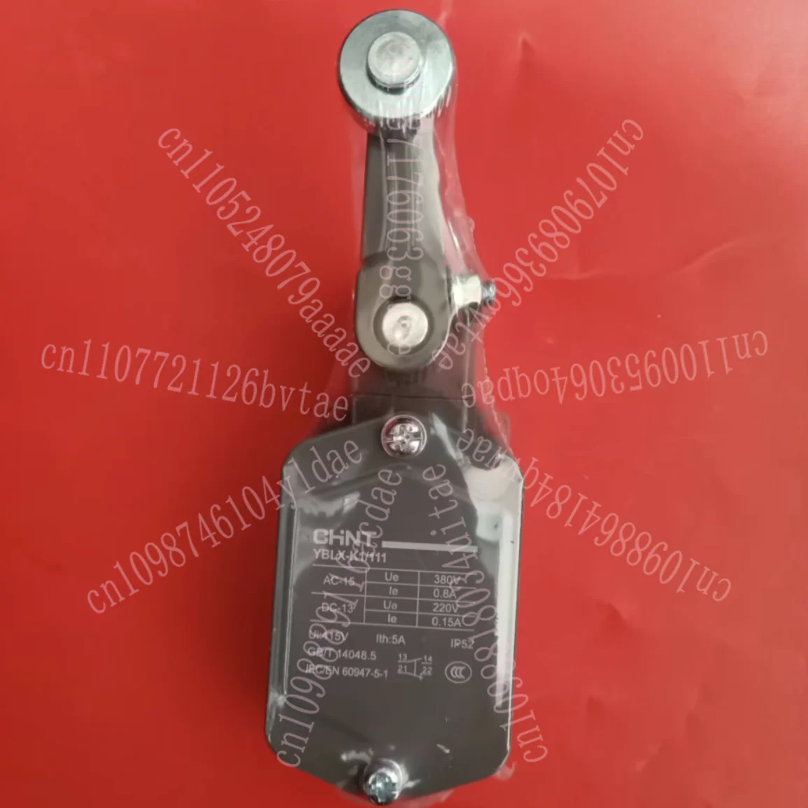 

1 шт. новый концевой выключатель CHINT YBLX-K1/111 YBLX-K1/411