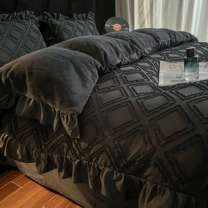 Winter Soft Warm Velvet Black Bedding Set High Quality Fleece Bedding Gift Set Fluffy Faux Fur Shaggy Duvet Covers with Ruffles