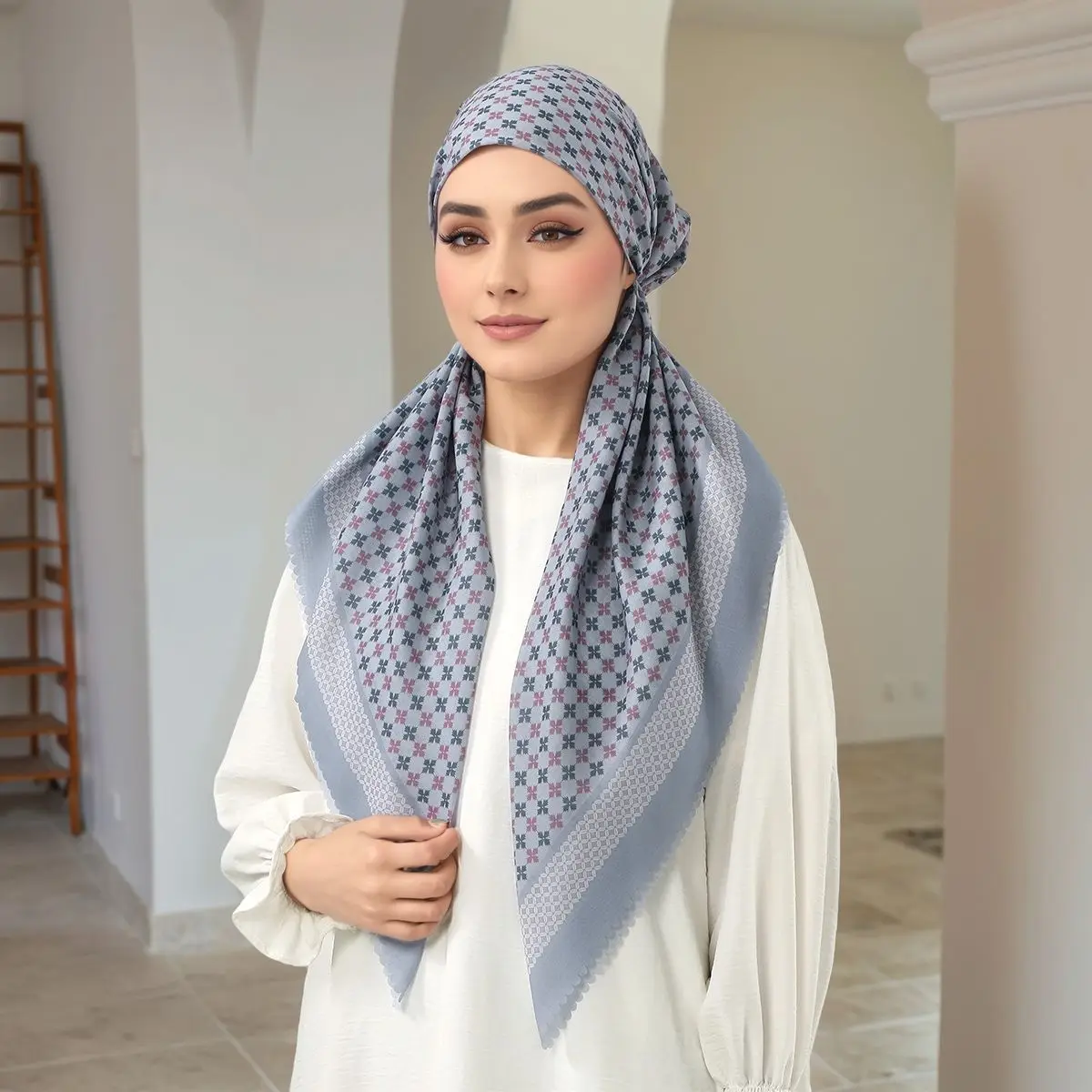 

New Malaysia Flower Print Hijab Headscarf Premium Cotton Voile Soft Fashion Muslim Scarf Turban Shawl Head Wrap 76*25cm