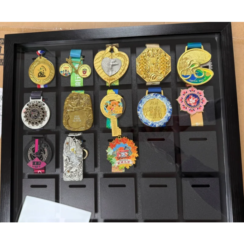 Marathon Medal Display Stand S - đánh giá và giá Frame Display Wood