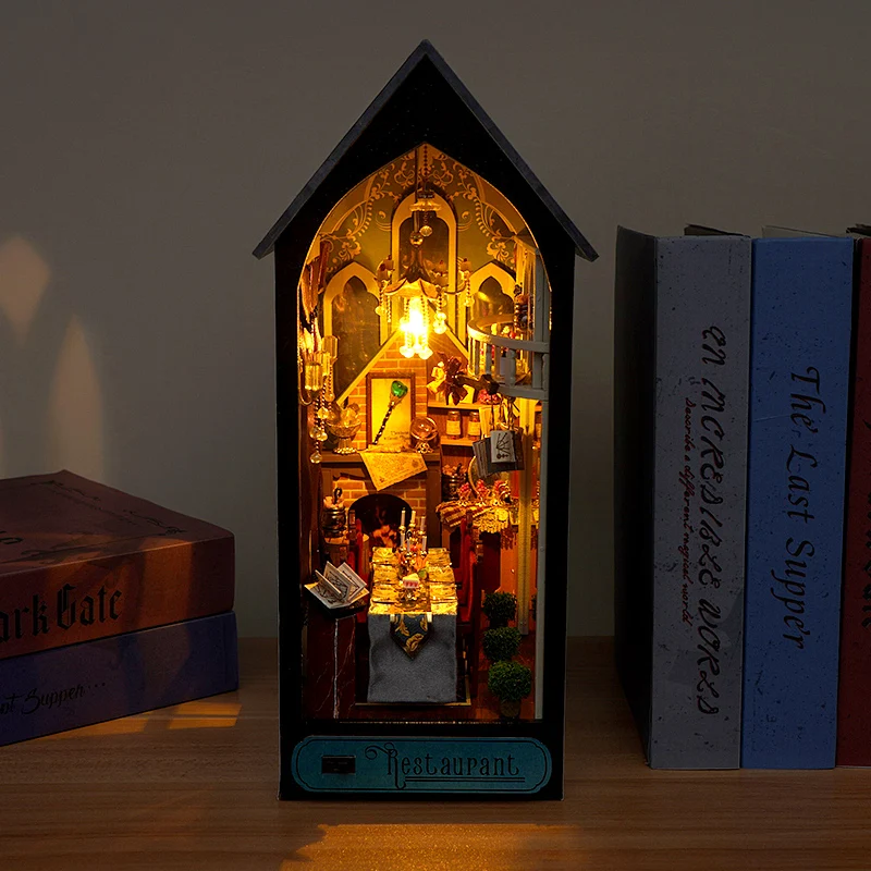 ใหม่ DIY ไม้ Magic ร้านอาหาร Book Nook ชั้นวางใส่ Miniature ชุดชั้นวางหนังสือ Light Bookend เพื่อนของขวัญวันเกิด