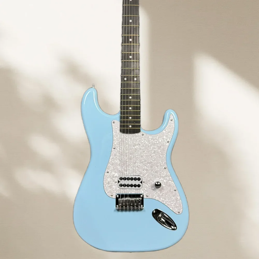 Kostenloser Transport, gute Qualität und Timbre Sky Blue ST Pearl Guard E-Gitarre, Mahagonikorpus,