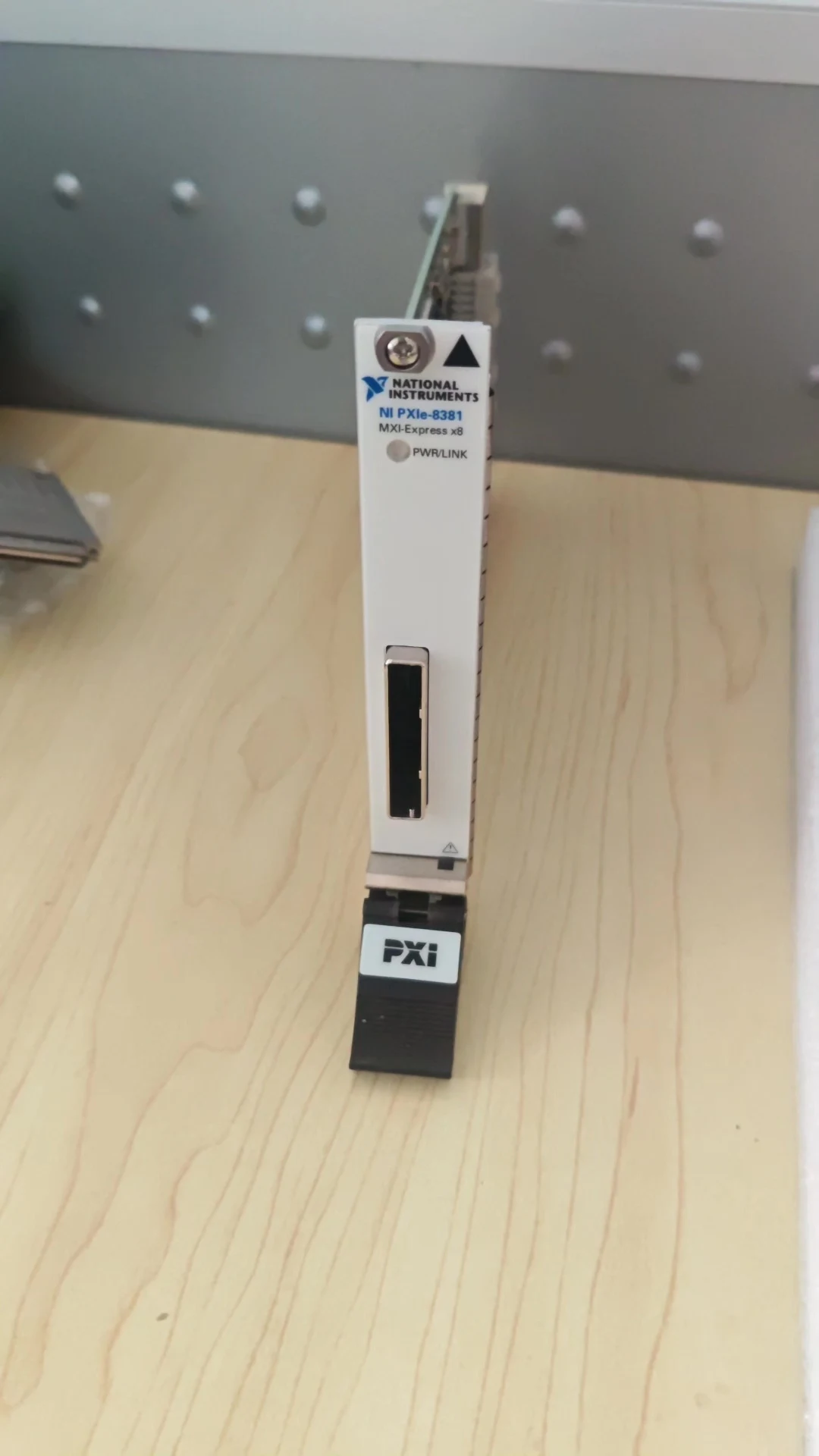 NI PXIE-8381 Second-hand Normal, New Quality, Normal Function