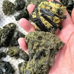 Natural Green Tourmaline Raw Stone Mineral Specimen Gemstones Healing Collect Reiki Crystals Rock Stones 1pc