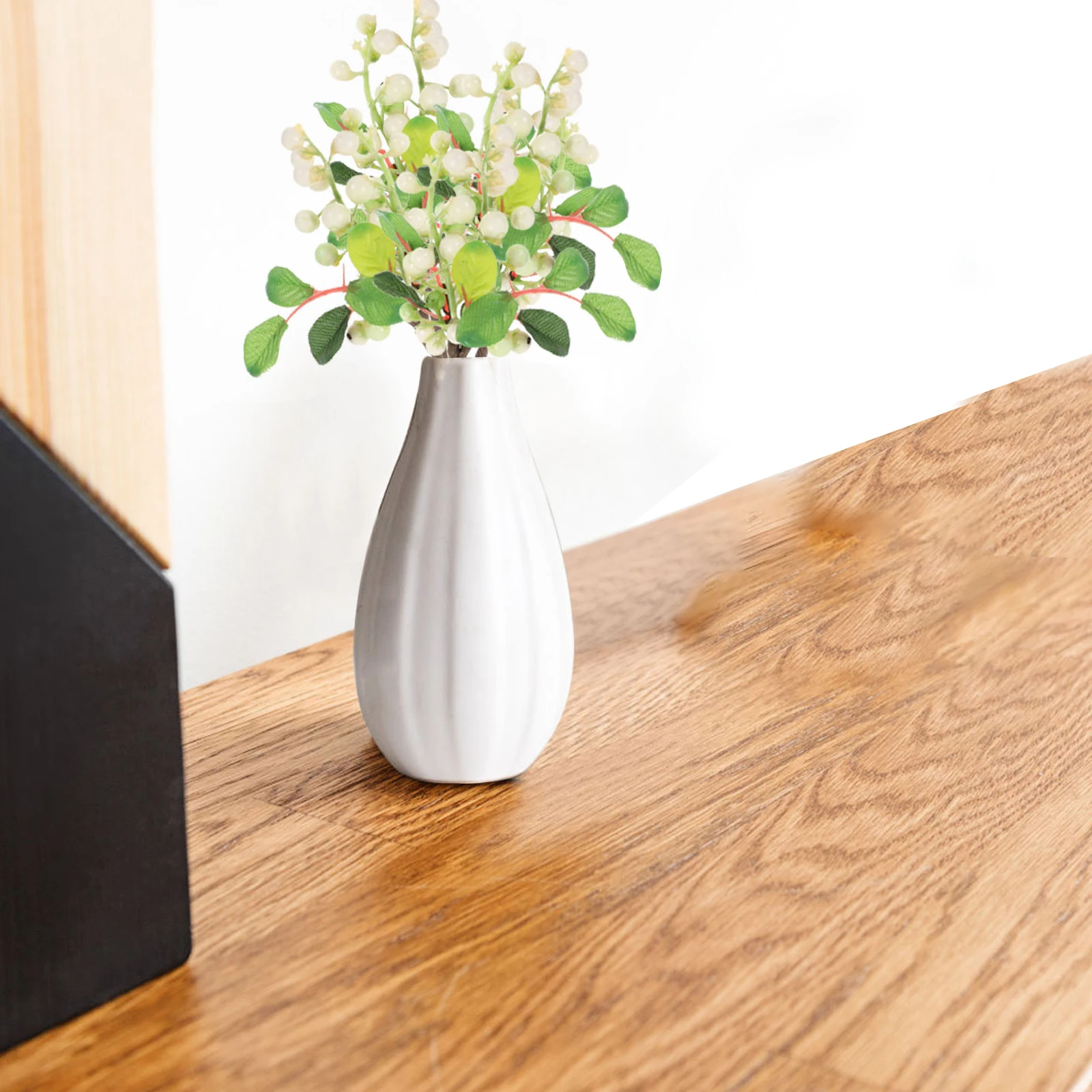 

5Pcs Premium Fabric Artificial Berries Realistic Christmas Decoration DIY Artificial Berries