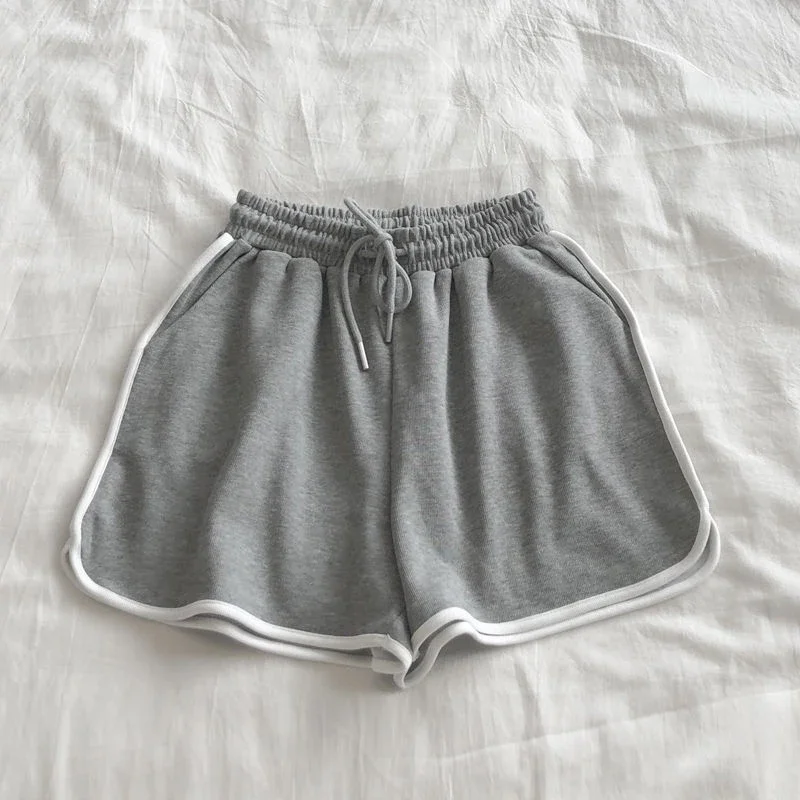 Summer Thin Korean Version Sports Shorts Women's Three Part Running Pants Loose Casual Super Shorts Hot Pants Beach Pants