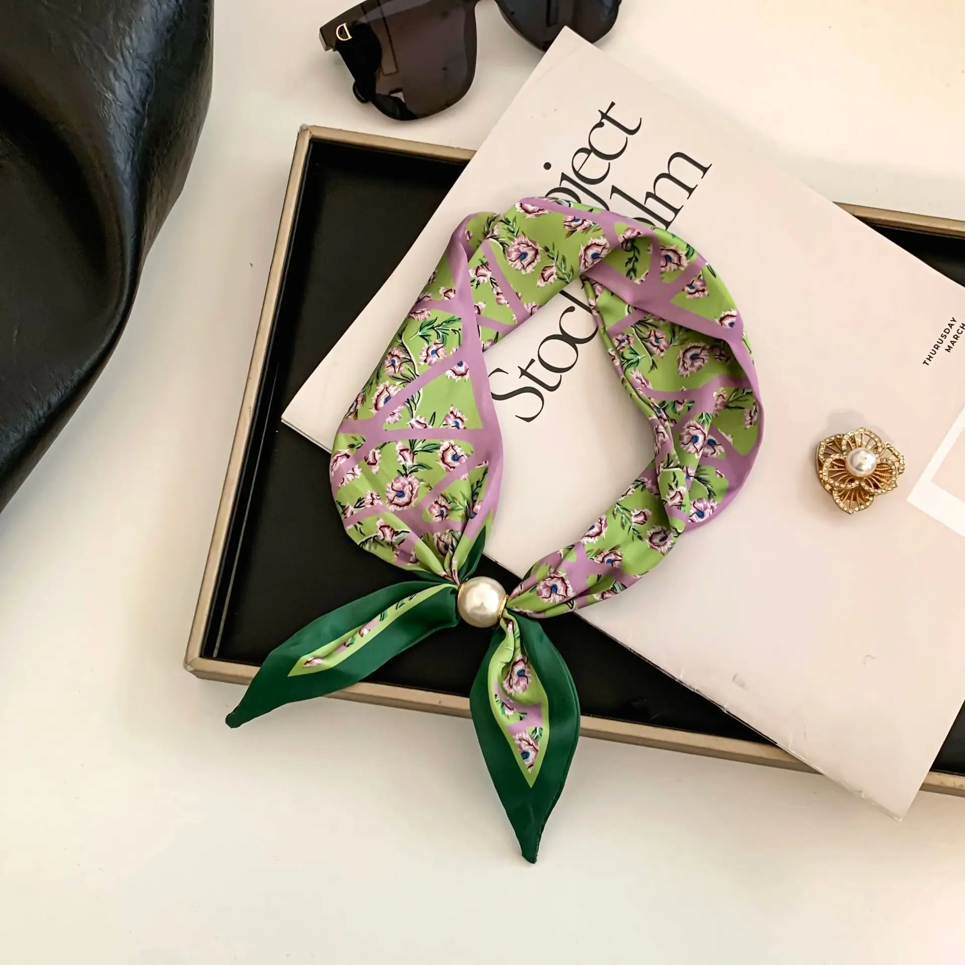 Cashew Flower zijden sjaal Moeiteloze sleutelbeenketting Nekwarmer met parelketting Sjaal met magnetische sluiting