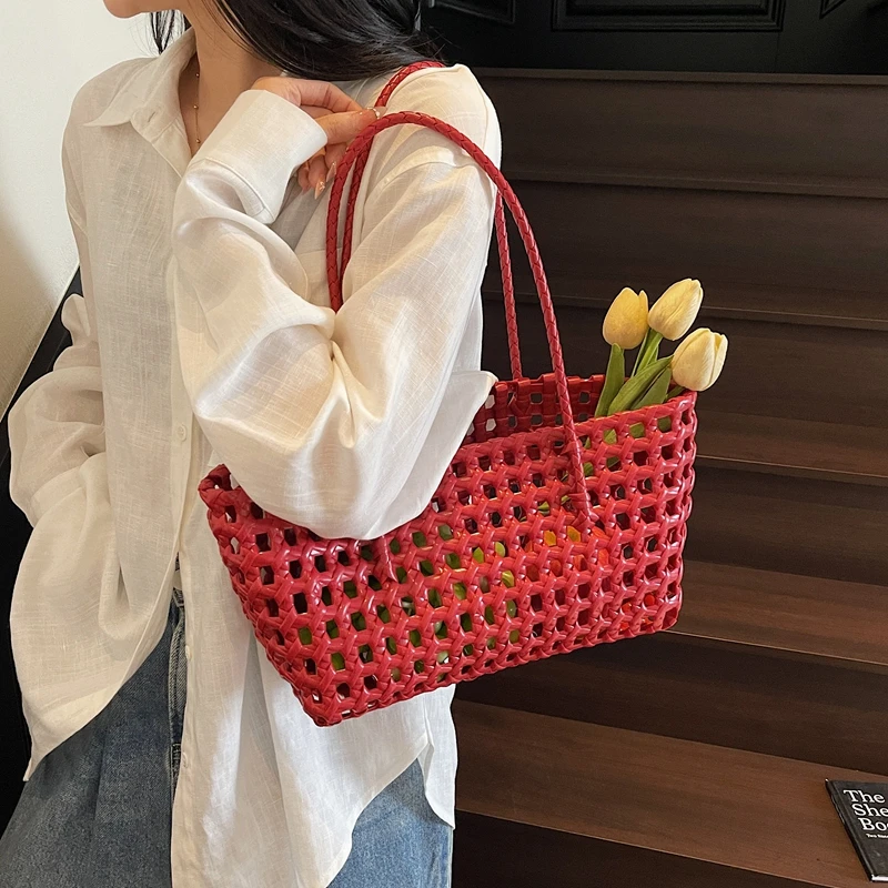 Thumbnail 4 - #77 Best Shopping Tote Bags to Buy In 2026