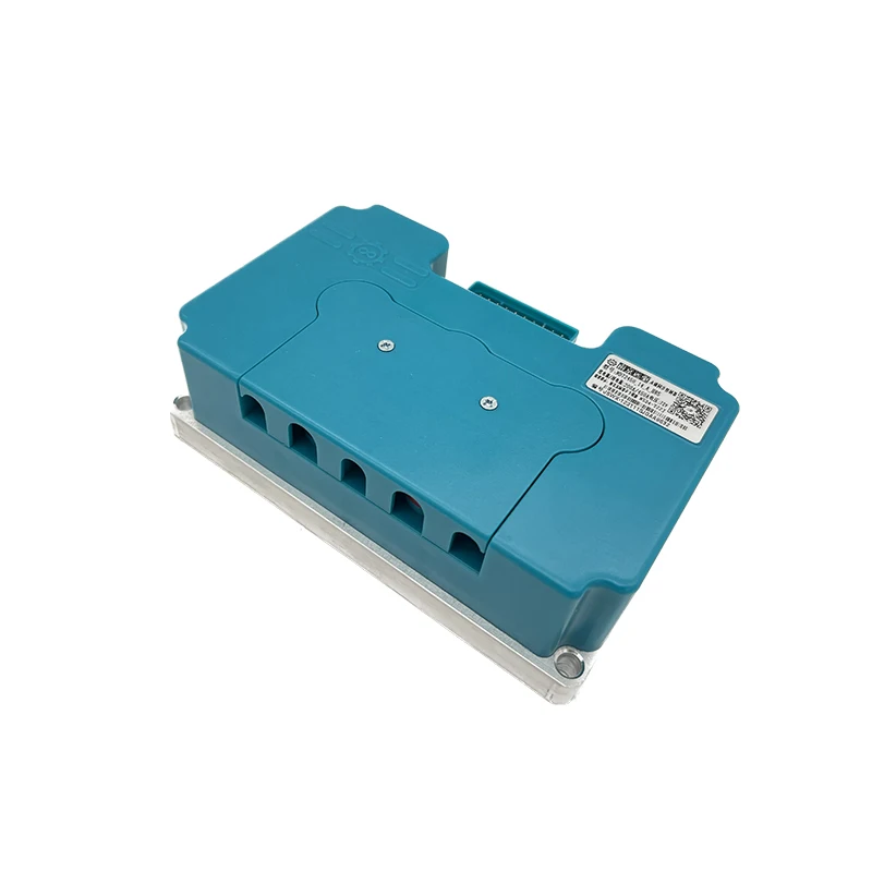 Intelligent Programmable Sine Wave Controller 500A with BT IP54 Protection 10000W Output for 72V Rated Voltage