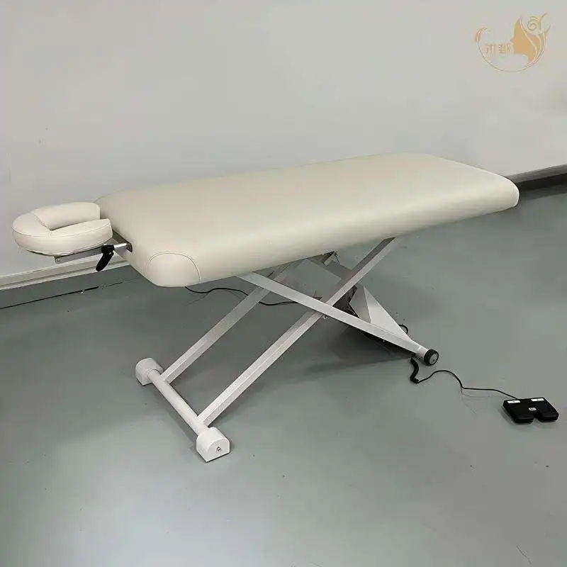 Electric 3-Motor Adjustable Massage Bed With Metal Frame And Synthetic Leather For Physiotherapy And Beauty Salon