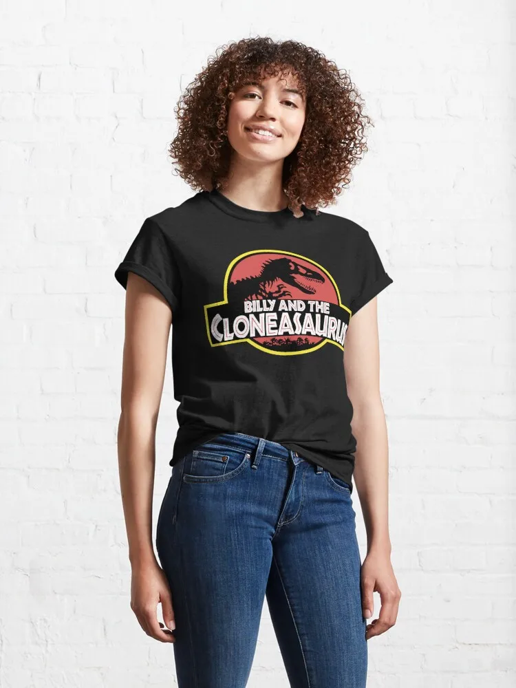 Celeand le Cloneasaurus T-Shirt classique