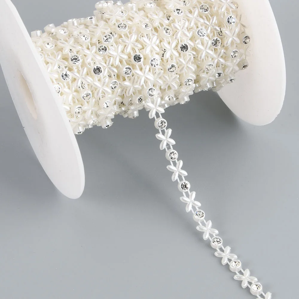 Strass à coudre sur garniture de couture, accessoires de beauté bricolage, fausse perle, équipe mariage, décoration de gâteau, 1 mètre, largeur 6mm