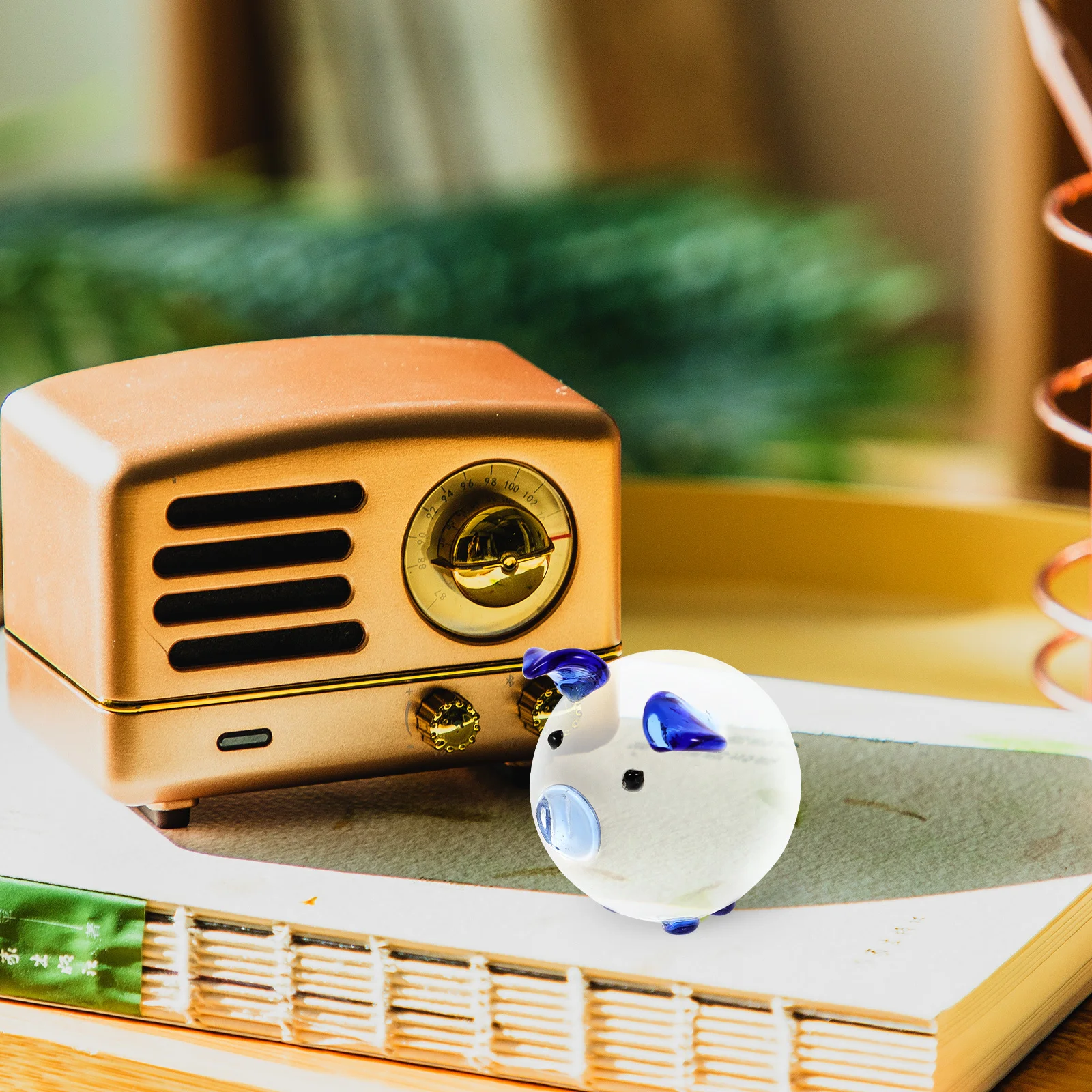 

LIFKICH Crystal Piggy Ornament Desktop Animal Figurine Statue for Room Decor Birthday Gift USB Decoration