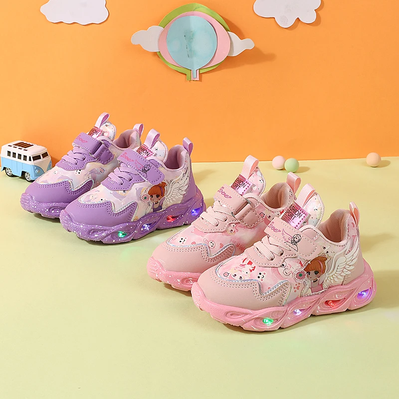 

Новые детские кроссовки 2026 года со светодиодами, милые мультяшные туфли для девочек-принцесс, нескользящие светящиеся повседневные кроссовки для малышей