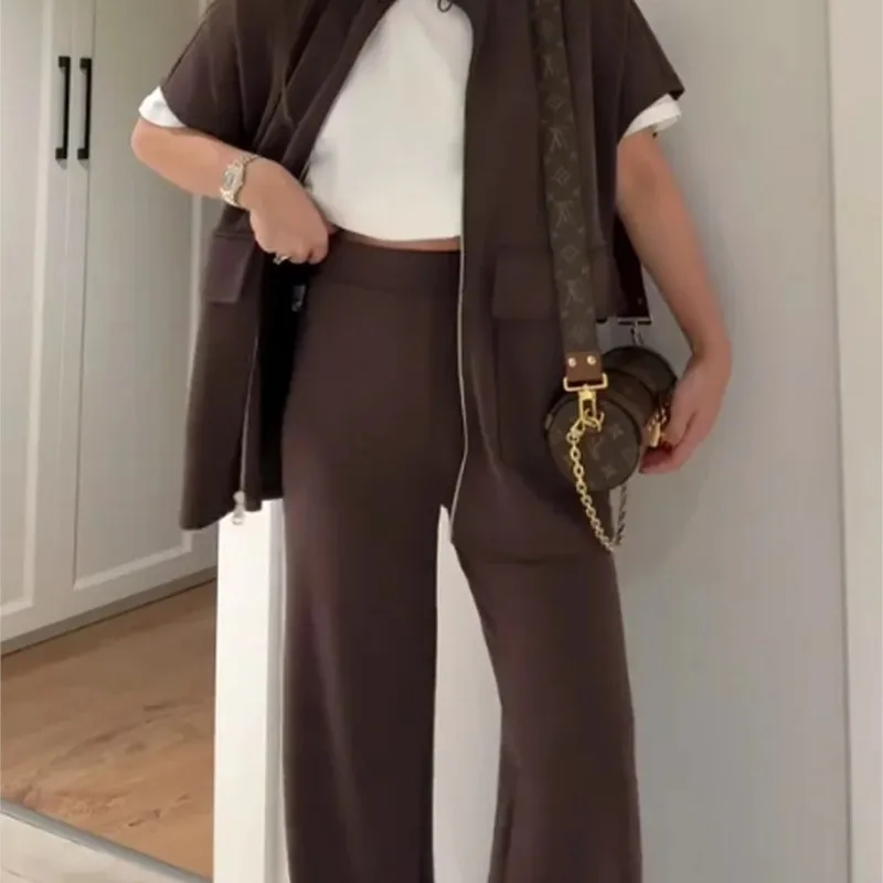 

New Women's Sportswear Casual Solid Color Fashionable Comfortable Pant Sets Short-sleeved Zipper Tops And Trousers Two-piece Set