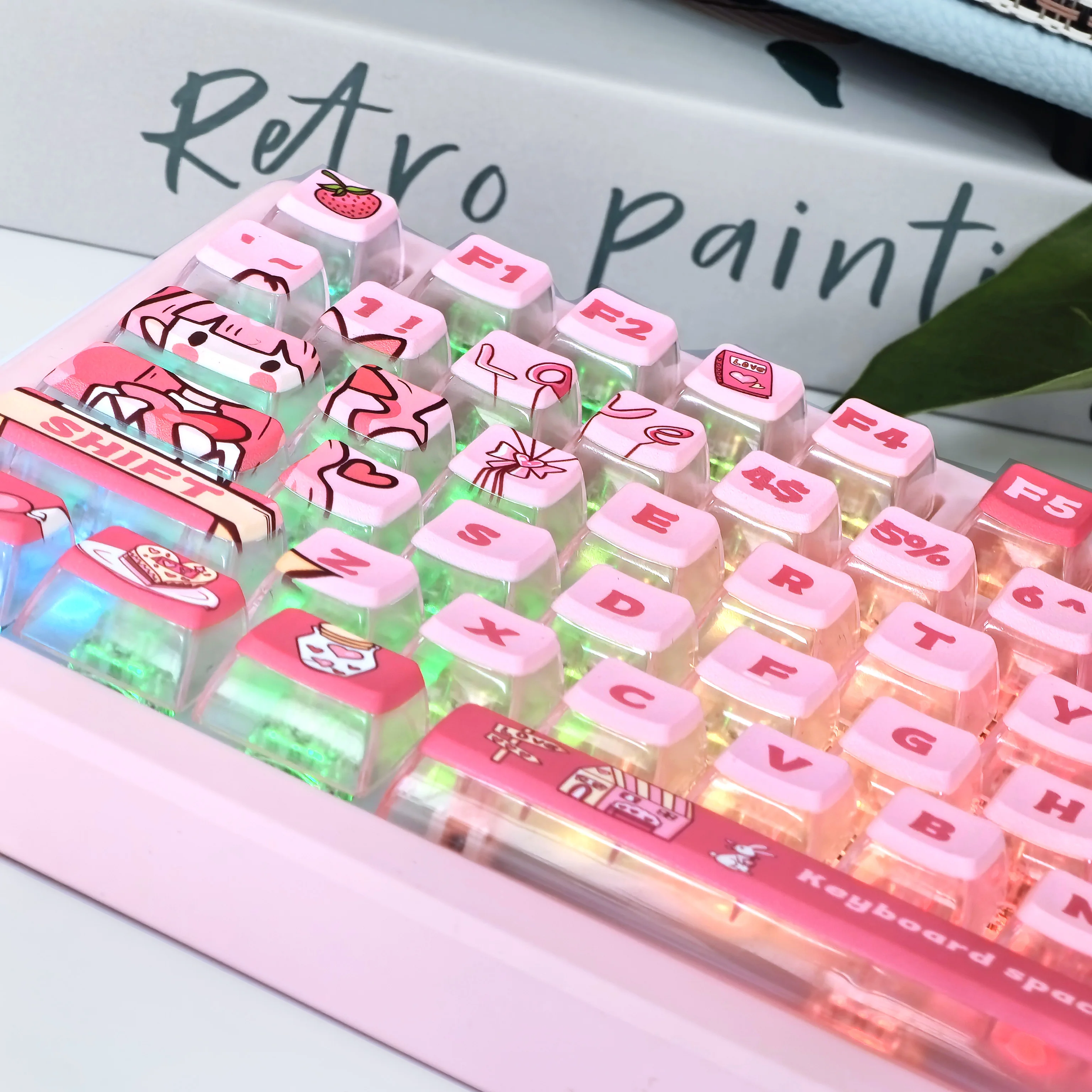 Imagem -03 - Pink Cartoon Love Daily Theme Keycap Pudim Keycap Pbt pc Asa Altura 117 Chaves Bonito Layout Ansi Keycap Transmissor de Luz