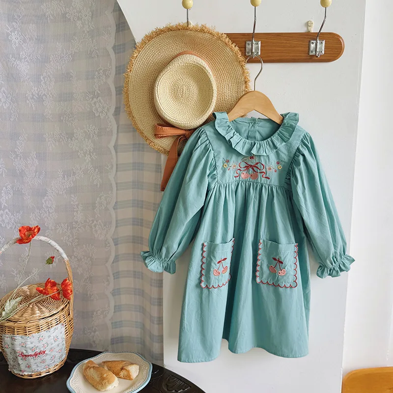 

Корейское детское платье для девочек, новое осеннее платье с вышивкой вишневого мультфильма для маленьких девочек, платье с длинными рукавами для маленьких девочек