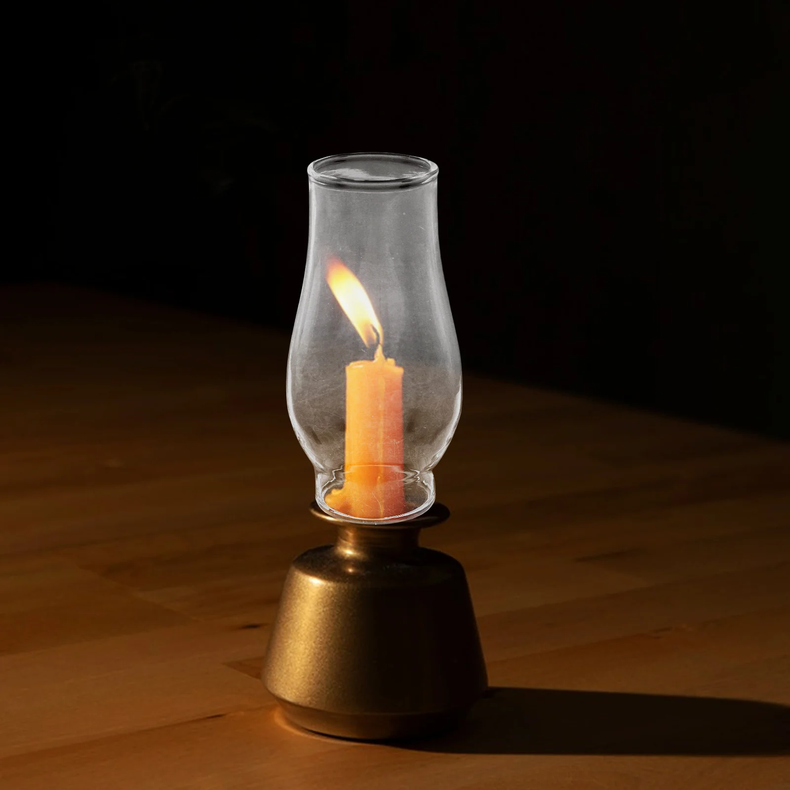 Glass Lamp Chimney Replacement for Oil Lamp Vintage Hurricane Light Shade Cover Windproof Clear Globe for Outdoor Camping