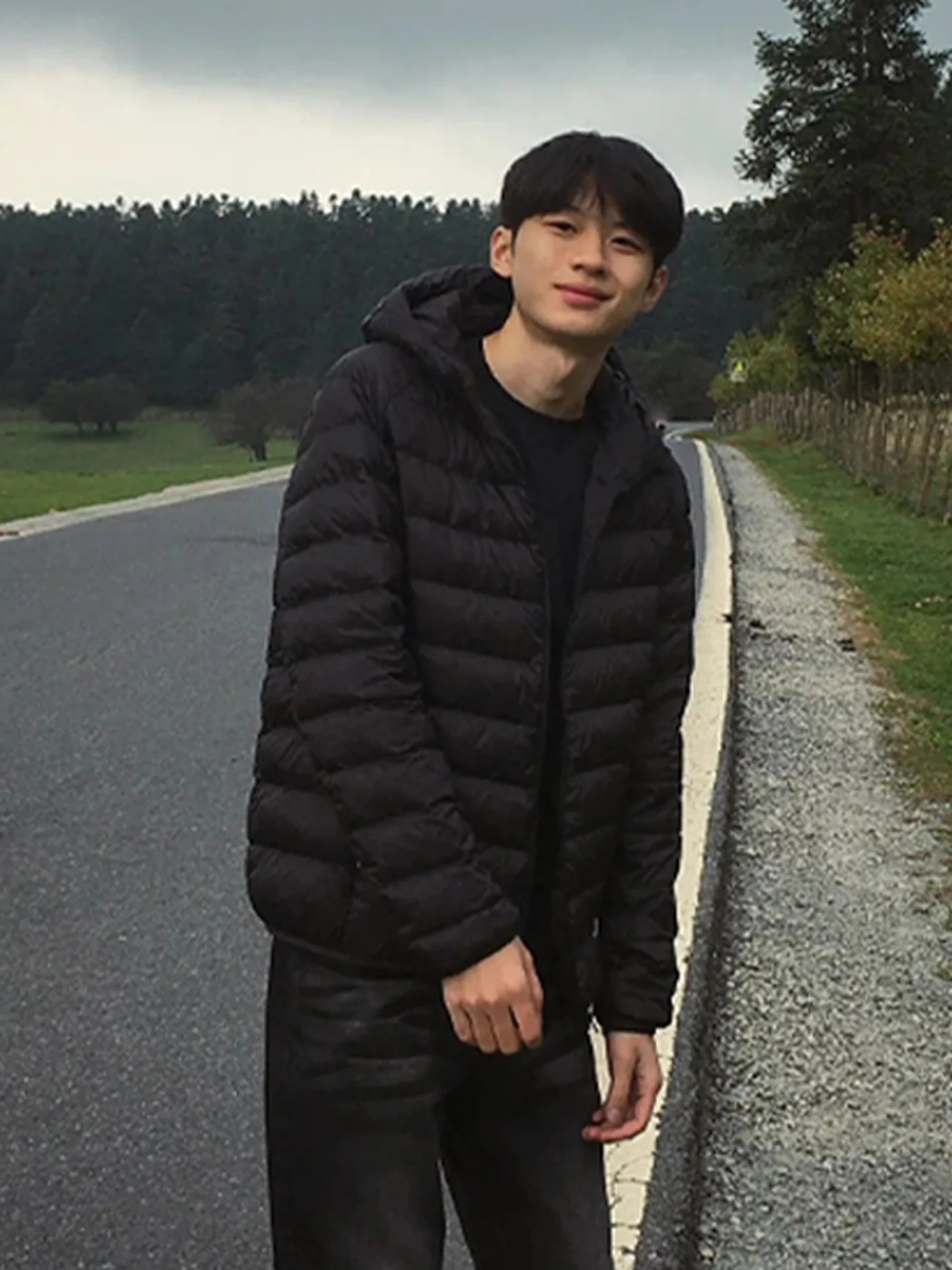 

Bla Men's down Jaet Hooded Stand Collar Outdoor Windproof Coldproof New 2025 Sle Cleanfit Regular Fit Long Sve Zipper