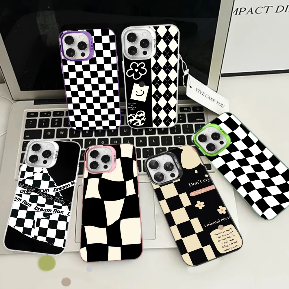 

Checkerboard Plaid Black Whit Phone Case For IPhone 16 15 14 13 12 11 Pro Max X XR XSMAX 8 7 Plus Matte Shockproof Back Cover