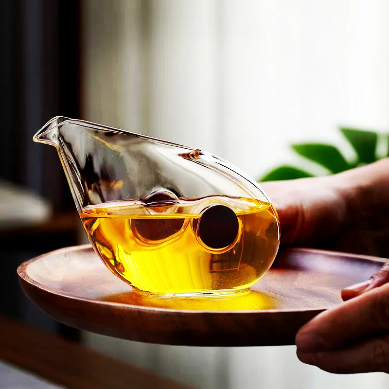 

Japanese Anti scalding Heat Resistant Glass Fair Cup Tea Dispenser Handmade Chahai Gongdaobei Kungfu Tea Set Accessories