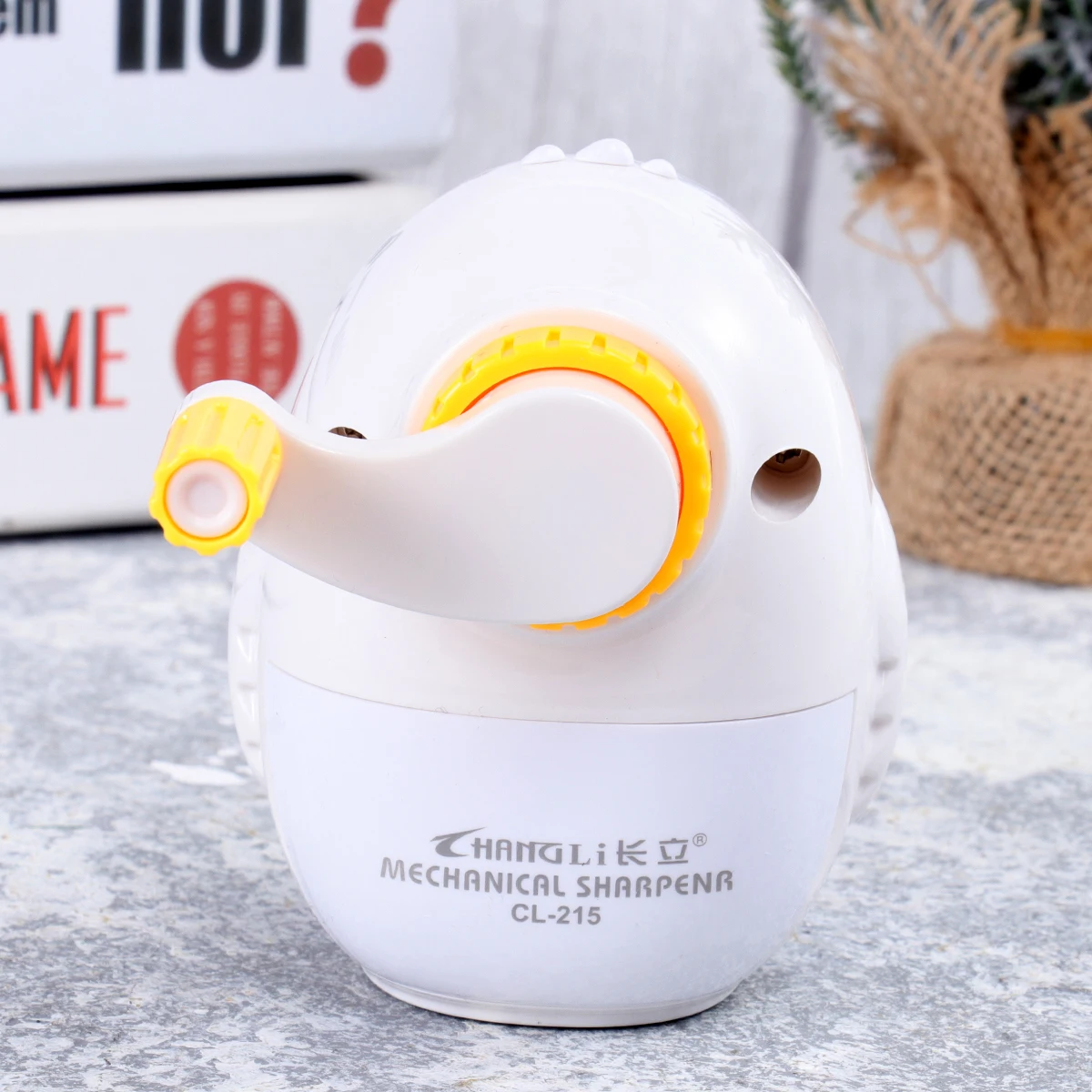 

Creative Duck Shaped Pencil Sharpener Lightweight Kids Stationery Gift For School Office White Practical Writing Tool For