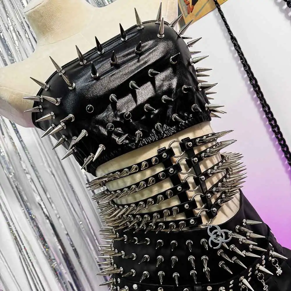 Gothic Emo Punk Woman Top with Spikes Grunge PU Leather Tank with Rivets Y2K Alternative Cloth for Women Sexy 90s Rock Studded