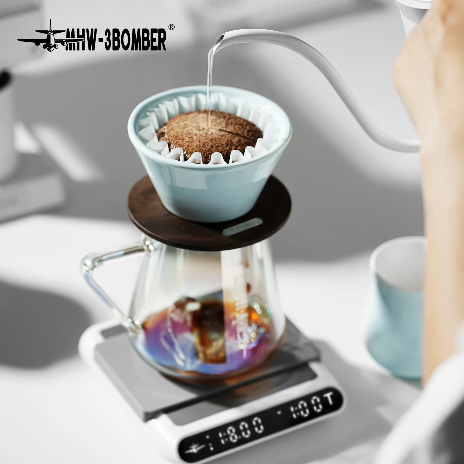 

MHW 3BOMBER Pour Over Coffee Maker Ceramic Coffee Filter Dripper with Walnut Collar Reusable Filter Cone Drip Holder for Travel