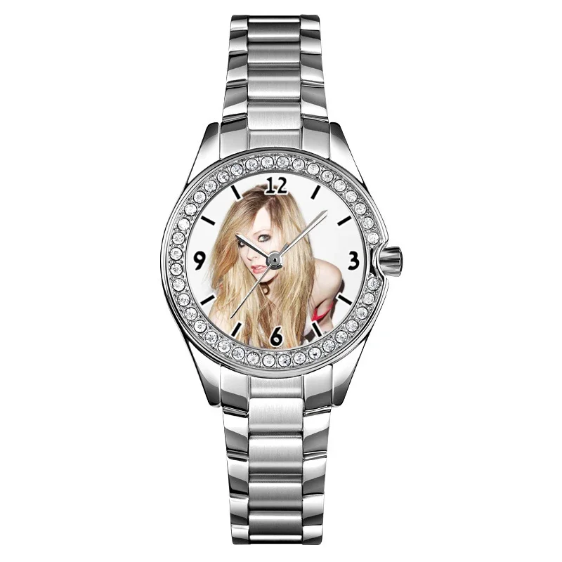 Montre en or avec photo personnalisée pour femme, design créatif, image gravée sur cadran, cadeau unique pour fille, horloge avec logo personnalisé